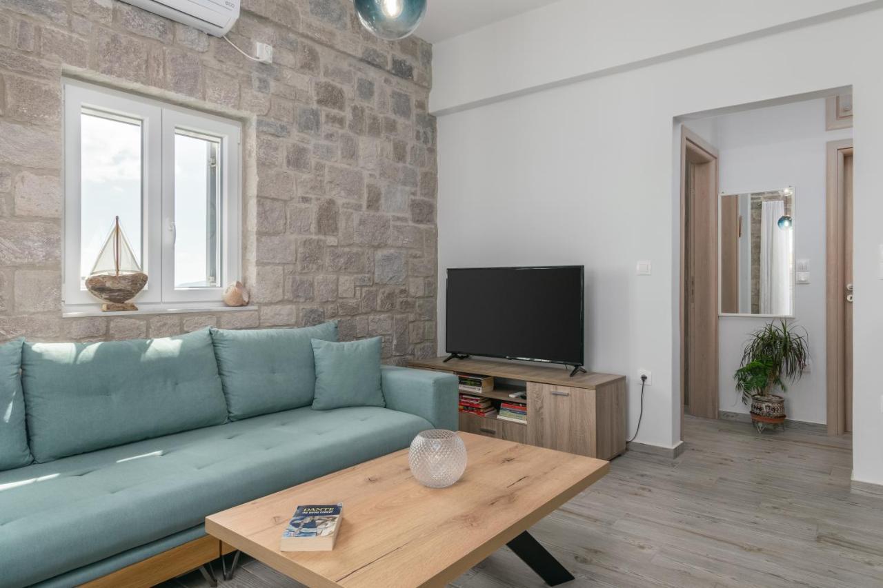 Balliu Apartment Triovasálos エクステリア 写真