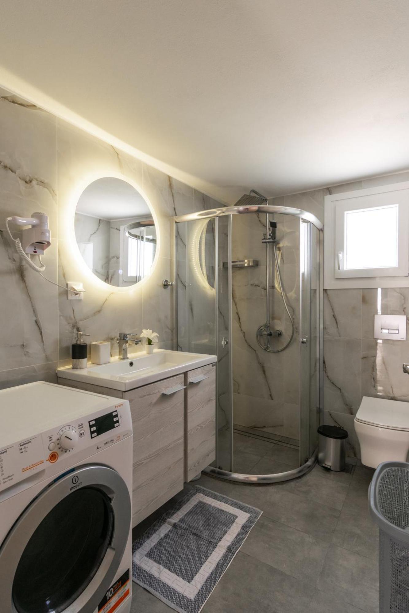 Balliu Apartment Triovasálos エクステリア 写真